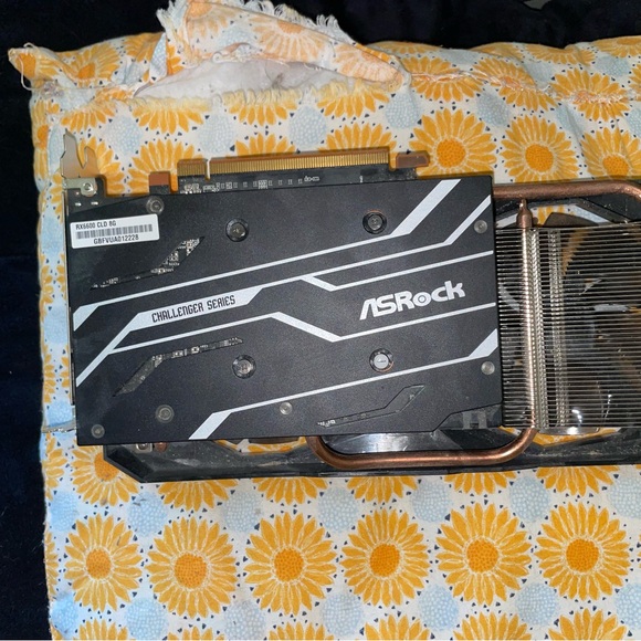 AMD Rx 6600 GPU - Picture 2 of 6